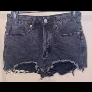 NWOT S.O.N.G. Mom Shorts 5/27 Black Distressed Ripped Jean Shorts 100% Cotton